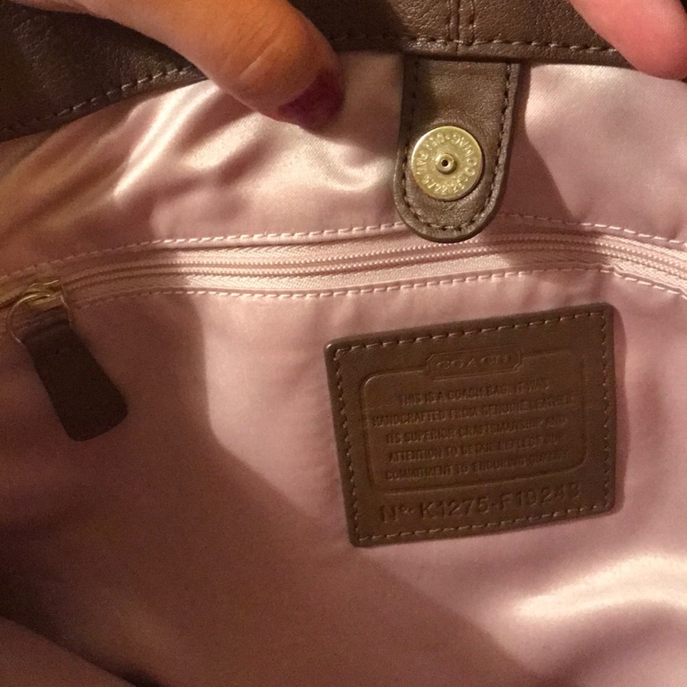 Coach bag- Ashley in camel brown - Picture 5 of 5